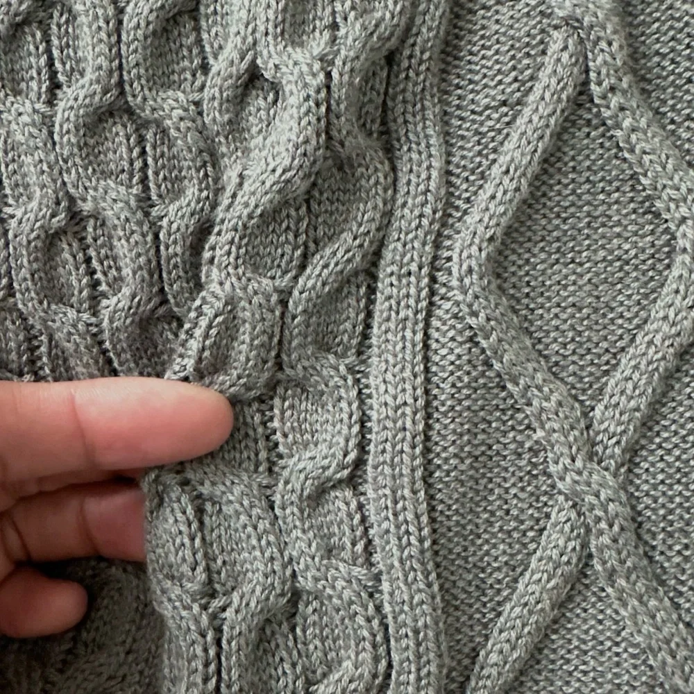 ANTHROPOLOGIE GRAY CABLE KNIT TANK TOP Cropped Length Slim Fit Size-Large - Picture 6 of 9